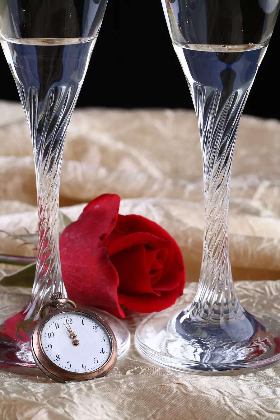 Shallow Waters, Deep Currents