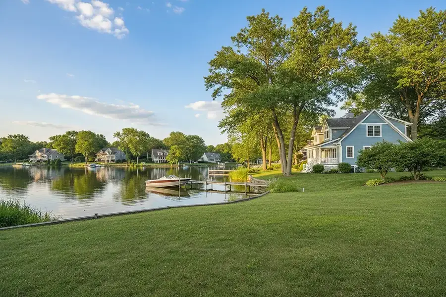 Buying a Home in Okauchee: What to Know Before You Make an Offer