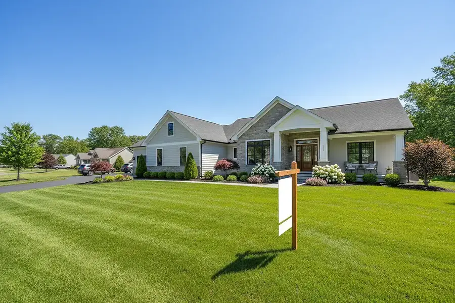 Selling Your Wolcott Home: Market Timing and Pricing Strategies