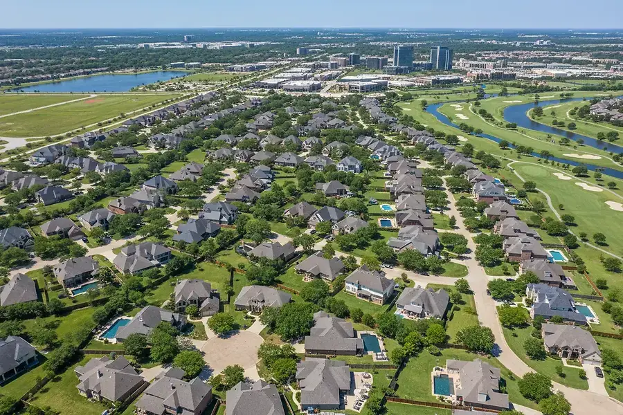 Comparing Home Values Across North Houston's Top Neighborhoods
