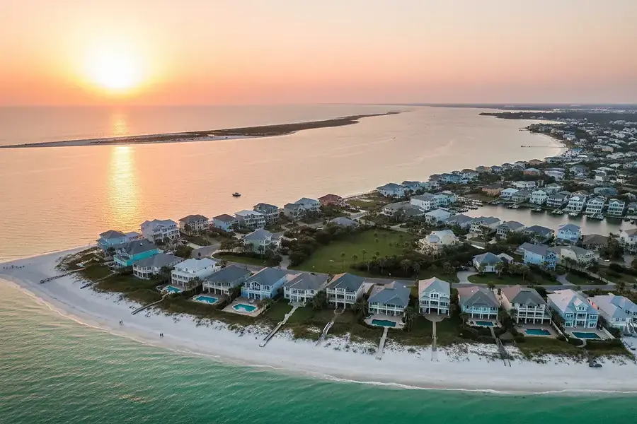 Buying a Home in Destin, FL: A Complete Residential Buyer's Guide