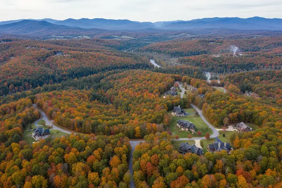 Living in Oconee County's Mountain Communities: A Residential Buyer's Handbook