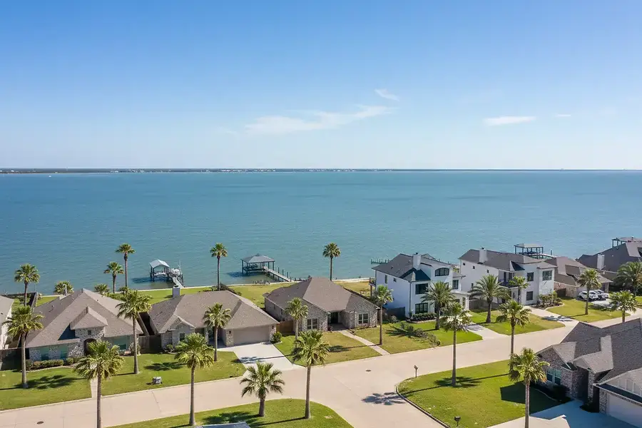 Port Lavaca Residential Market Trends: What Buyers and Sellers Should Know