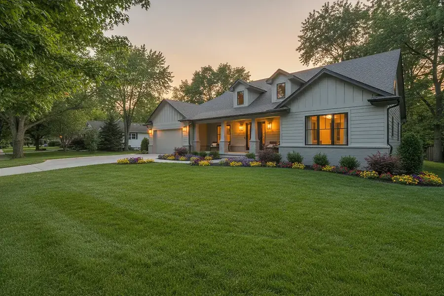 Lakewood Home Selling: Timing Your Market Entry for Maximum Returns