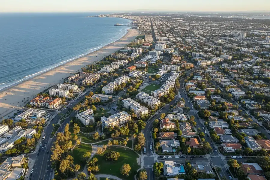 Westside LA Neighborhoods: Smart Moves for Residential Buyers