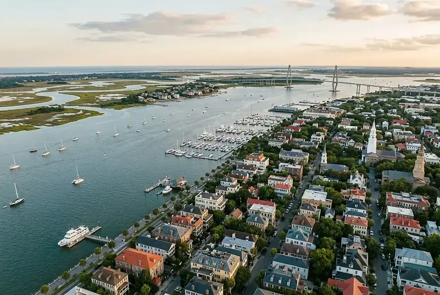 Comparing Home Prices Across Charleston's Diverse Neighborhoods