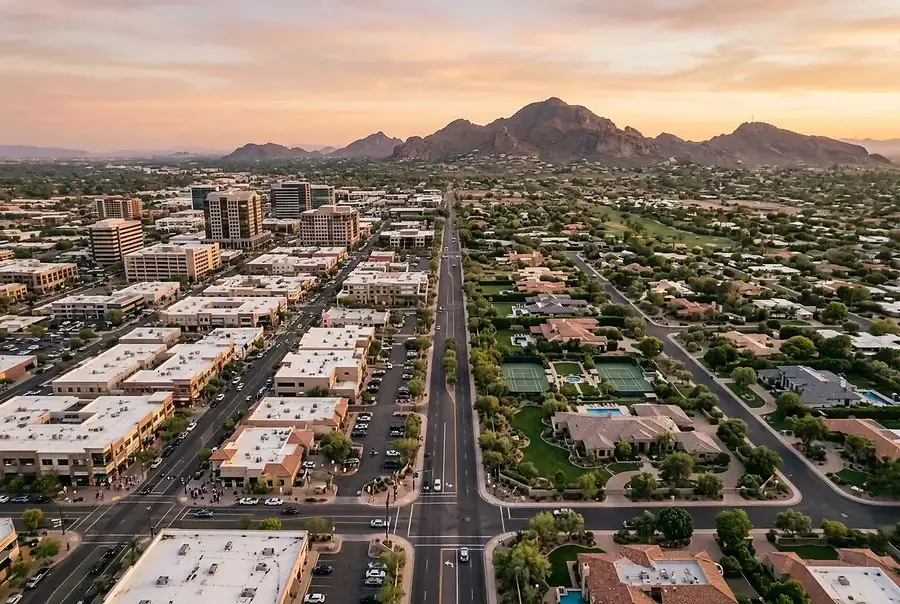 Neighborhood Comparison: Scottsdale vs. Paradise Valley Real Estate
