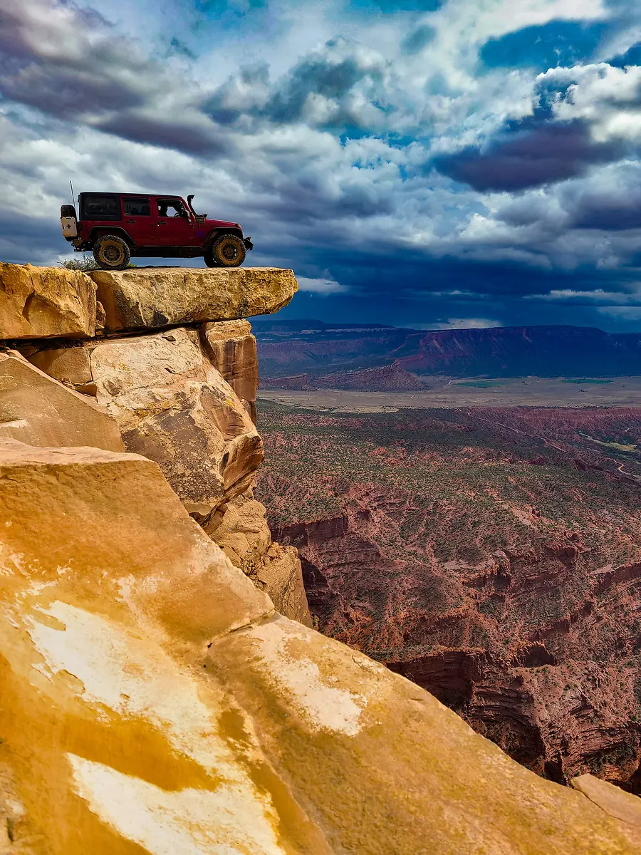 Leading from the Edge: The Architecture of Resilience and the Power of the Ascent