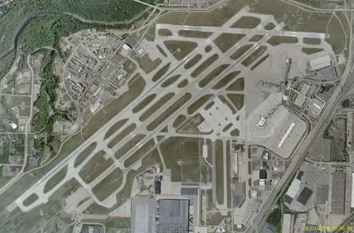 CLE! Cleveland-Hopkins International Airport, the Midwest Flurry! (Airport Analysis #2)