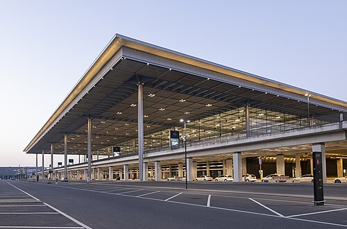 Germany’s biggest architectural regret? (Airport analyses #6) - BER