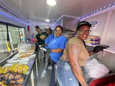 Serving the city of Detroit on my food truck! Free Hotdogs 