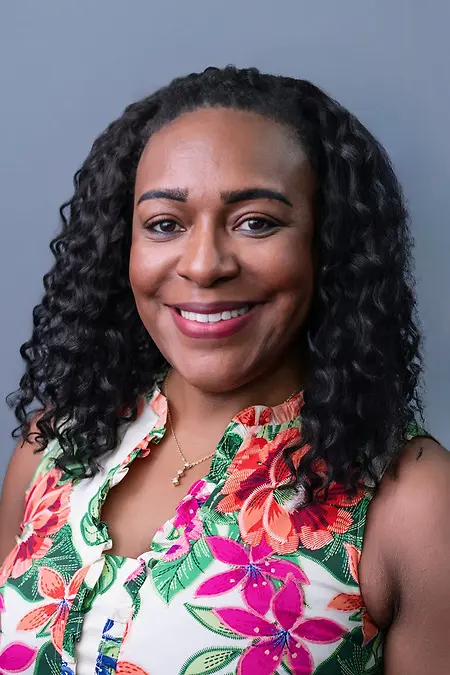 Headshot - Professional Profile Pic