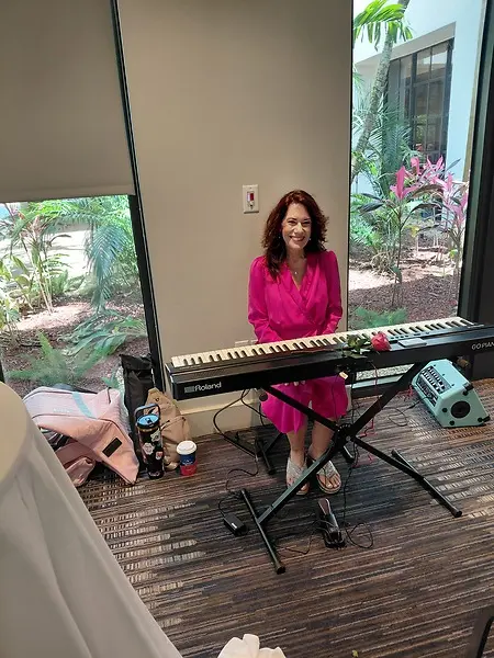 Performaning at the Palm Beach Gardens Marriott in the Mothers Day lounge on Mothers day!