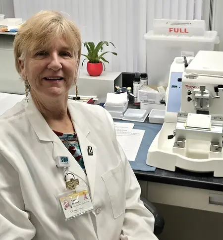 Tumor Tissue and Pathology Shared Resource Core Lab