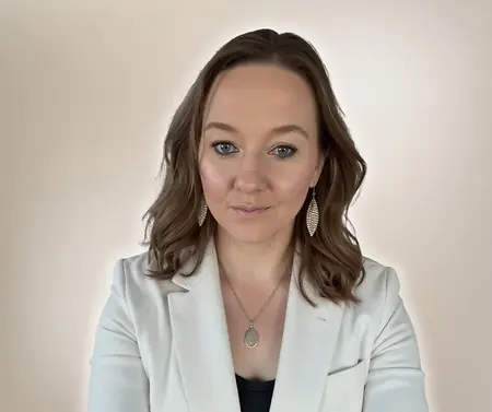 Kelsey Hart, Founder aka 'Fearless Badger in Chief' of Creative Honey Badger - Premium Web & Marketing Agency