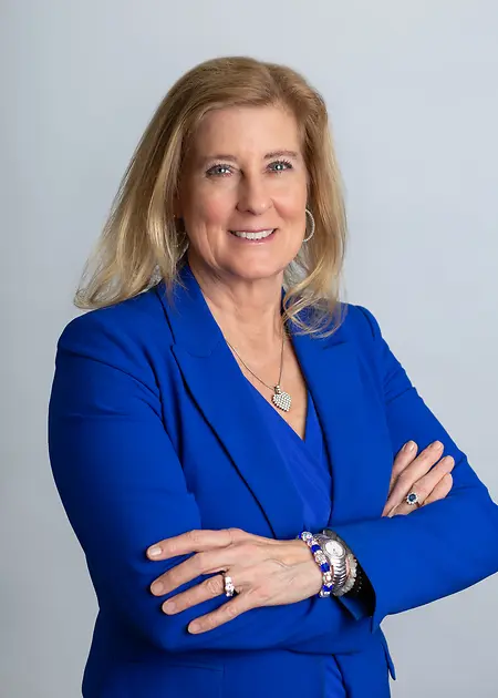 I love speaking at corporate wellness days, sales retreats and executive events to help busy executives  be healthier,  improve gut health,, digestion, detox, energy, concentration and sleep.