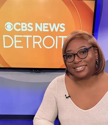 My Big Girl Moment when I hired Connie Smith as my PR Rep. She got me on CBS Detroit Morning show to promote my Faux Holiday Party. A cool event for those who ditched corporate america and left office holiday parties to become the BOSS.  Not only did I get to promote but I got to talk about the explosion of the gig ecomony.  I have the gift of gab but being on the news is something special.  