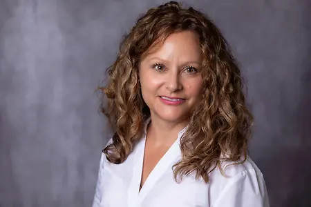Julie Davids, M.O.B.