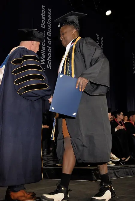 Shannon Dill Graduated with a Bachelor’s of Arts in Psychology 