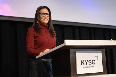 I have been honored to MC the Annual World Leaders in Data & AI Summit and this is from 2025 when we rang the closing bell which was really exciting. 