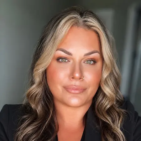 Ashley Mazurowski, Property Manager on BestAgents