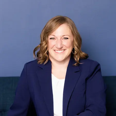 Lauren (Hanson) Anderson, Regional Sales Director on Influential Women