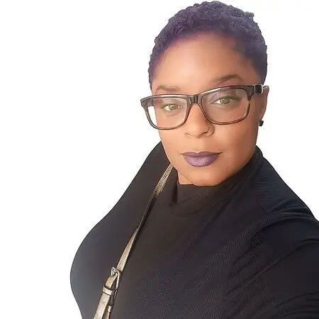 Candra Nicole Tarver