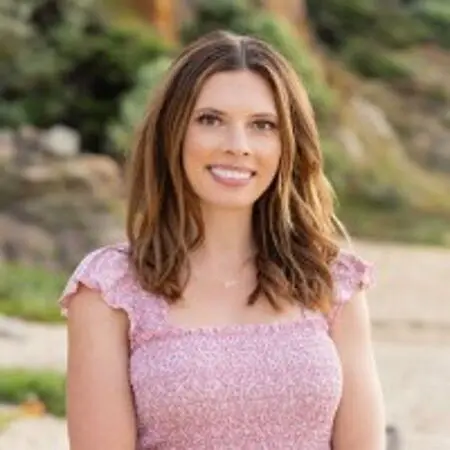 Donnetta Hagist, Treasurer Board of Directors on Influential Women
