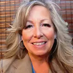 Vicki Robbins, District Manager on Influential Women