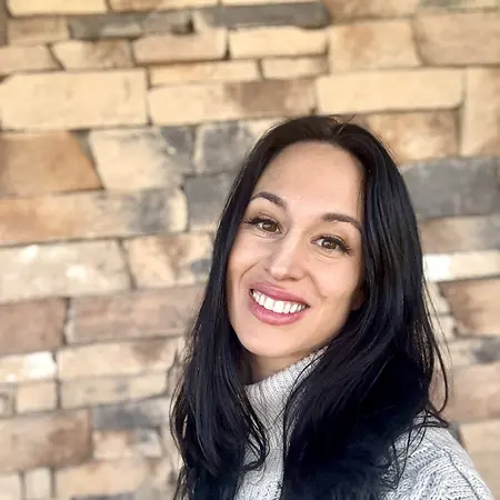 Dr. Natalia Blackman, PT, DPT, PCS