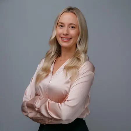 Amanda Maris, Office Manager on Influential Women