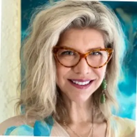 Karyn Holyk, Founder & Principal Artist on Influential Women