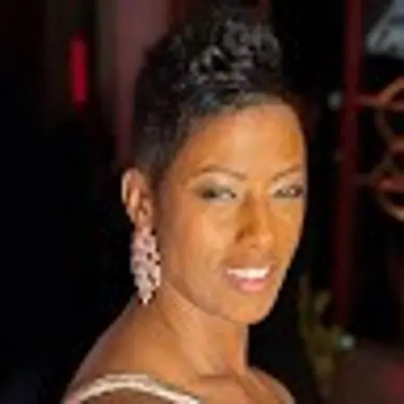Deborah Traina Santos, Marketing Manager on Influential Women