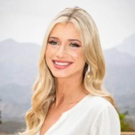 Kayla Jacobi, Business Consultant on Influential Women