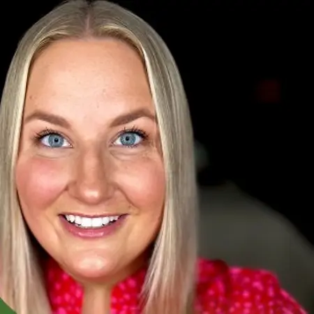 Nicole Hazard, Senior Underwriter on Influential Women