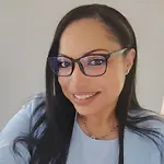 Emely Estrella, Community Manager on Influential Women