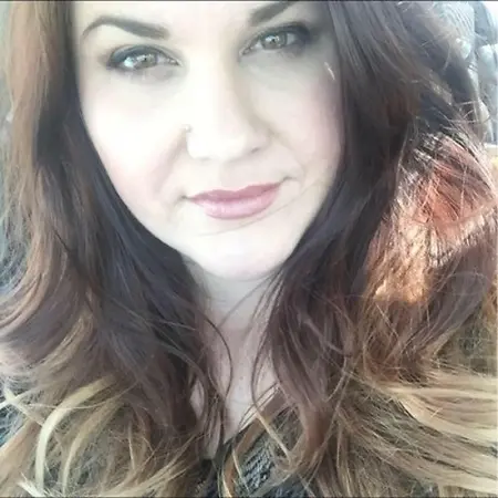 Trisha (Morris) Sanders, Customer Service Representative on Influential Women