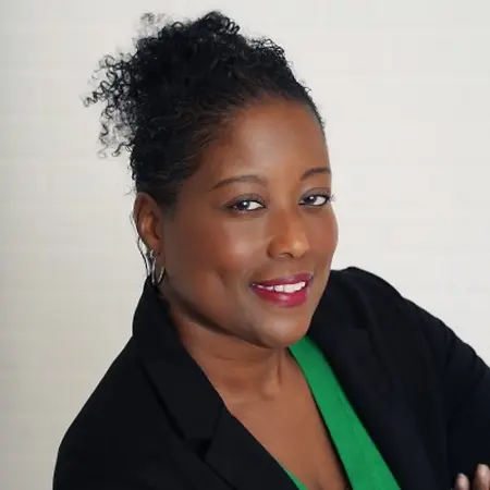 Tomeka Thomas, Call Center Supervisor on Influential Women