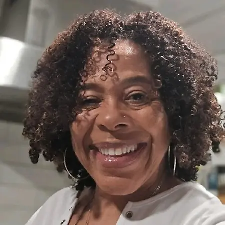 Mary WashingtonNieves, Business Owner on Influential Women