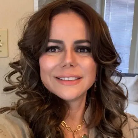 Carolina Castro, Business and Life Manager on Influential Women