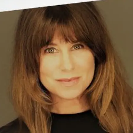 Mary L. Holmstrom, Life Transitions Organizational Strategist & Coach on Influential Women