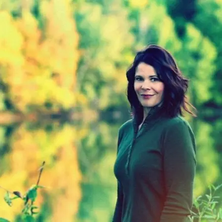 Elizabeth Graczyk, Resource Coordinator/Parks Administrator on Influential Women