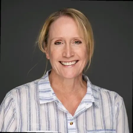 Diana Sterling, Senior, Vip Travel counselor on Influential Women