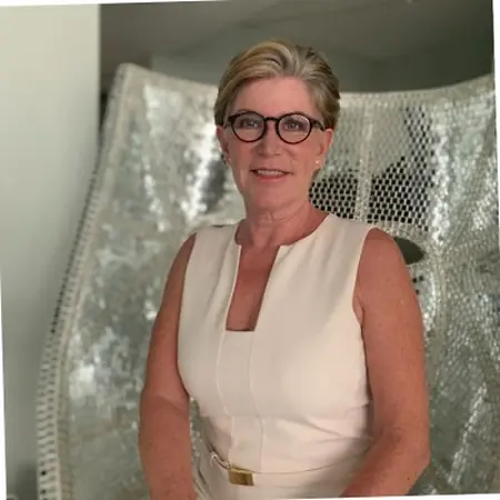 Claire Reilly, CNIO and VP Clinical Operations on Influential Women