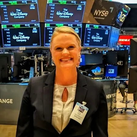 Ashlee Rafeld, Senior Account Executive on Influential Women