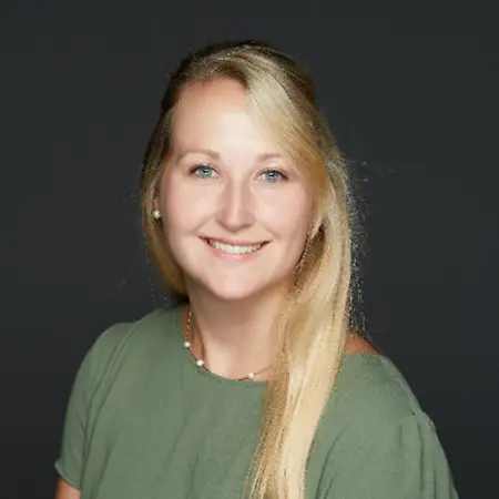 Becky (Davis) Hicks, Senior Manager, Audience Development on Influential Women