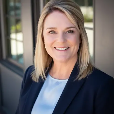 Lynzi Kiser, Team Lead on Influential Women