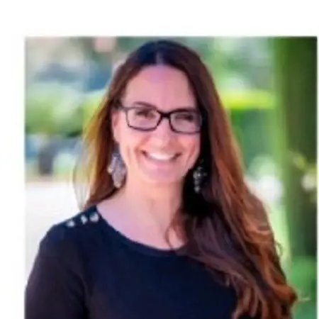 Stephanie Cook, Regional Manager on Influential Women