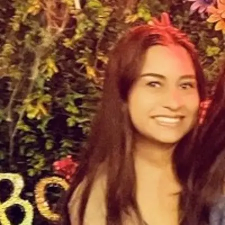 Esmeralda Navas, Ecommerce Senior Merchandiser on Influential Women