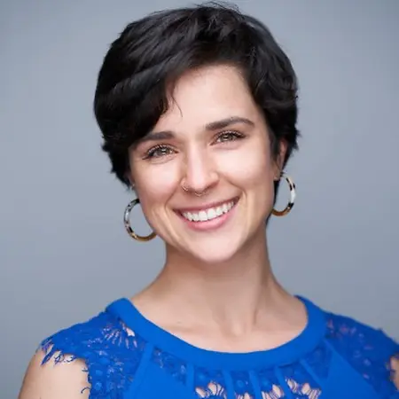 Kaela Siahpush, CMC Consultant & Project Manager on Influential Women
